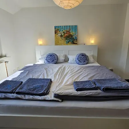 Stadt-Ferienwohnung Mit 55 M² Fuer 2 Erw. Personen Und Kind Bis 3 Jahren Бад-Лаутерберг Экстерьер фото